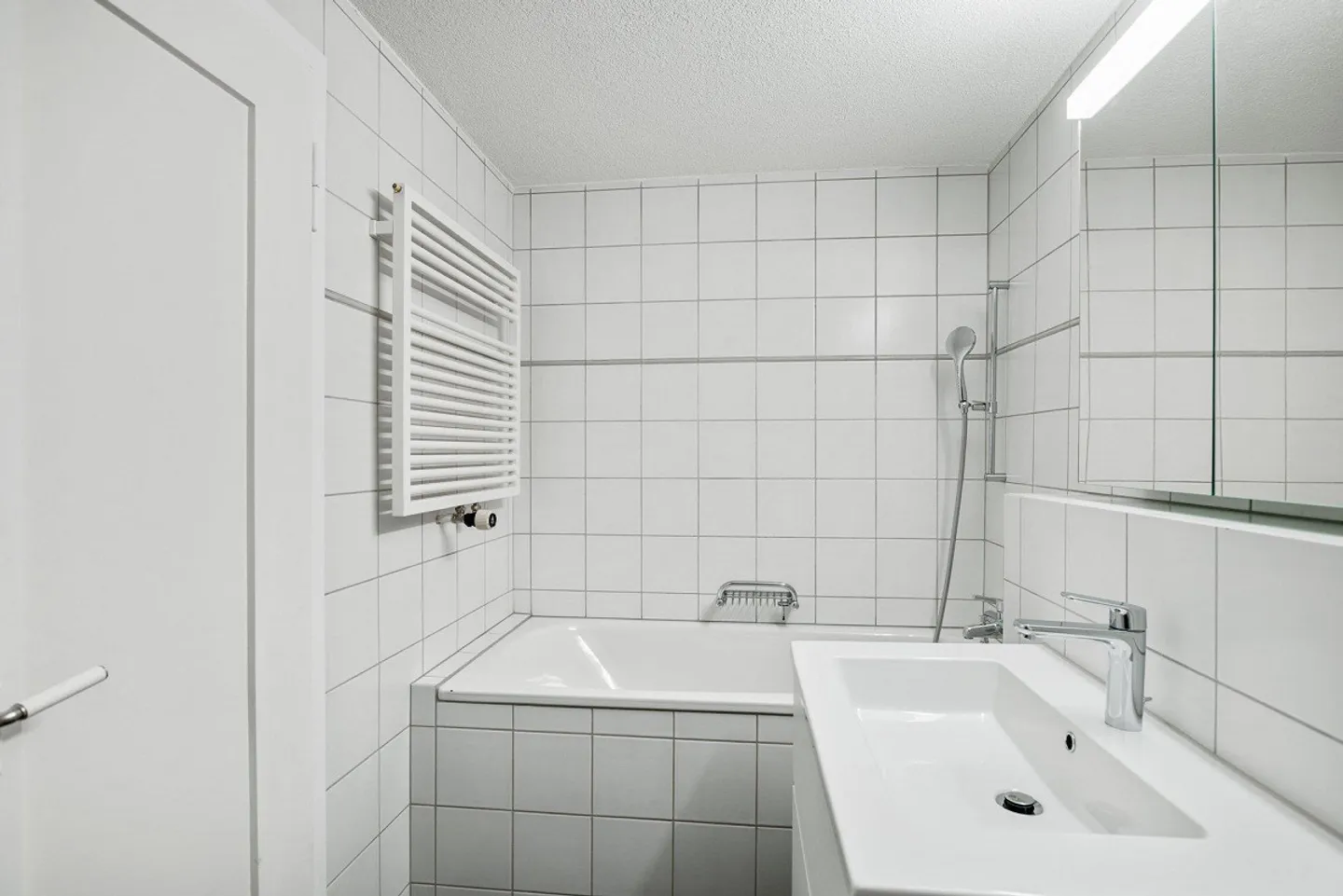 Charmante Wohnung in Glarus - Foto 4 von 10