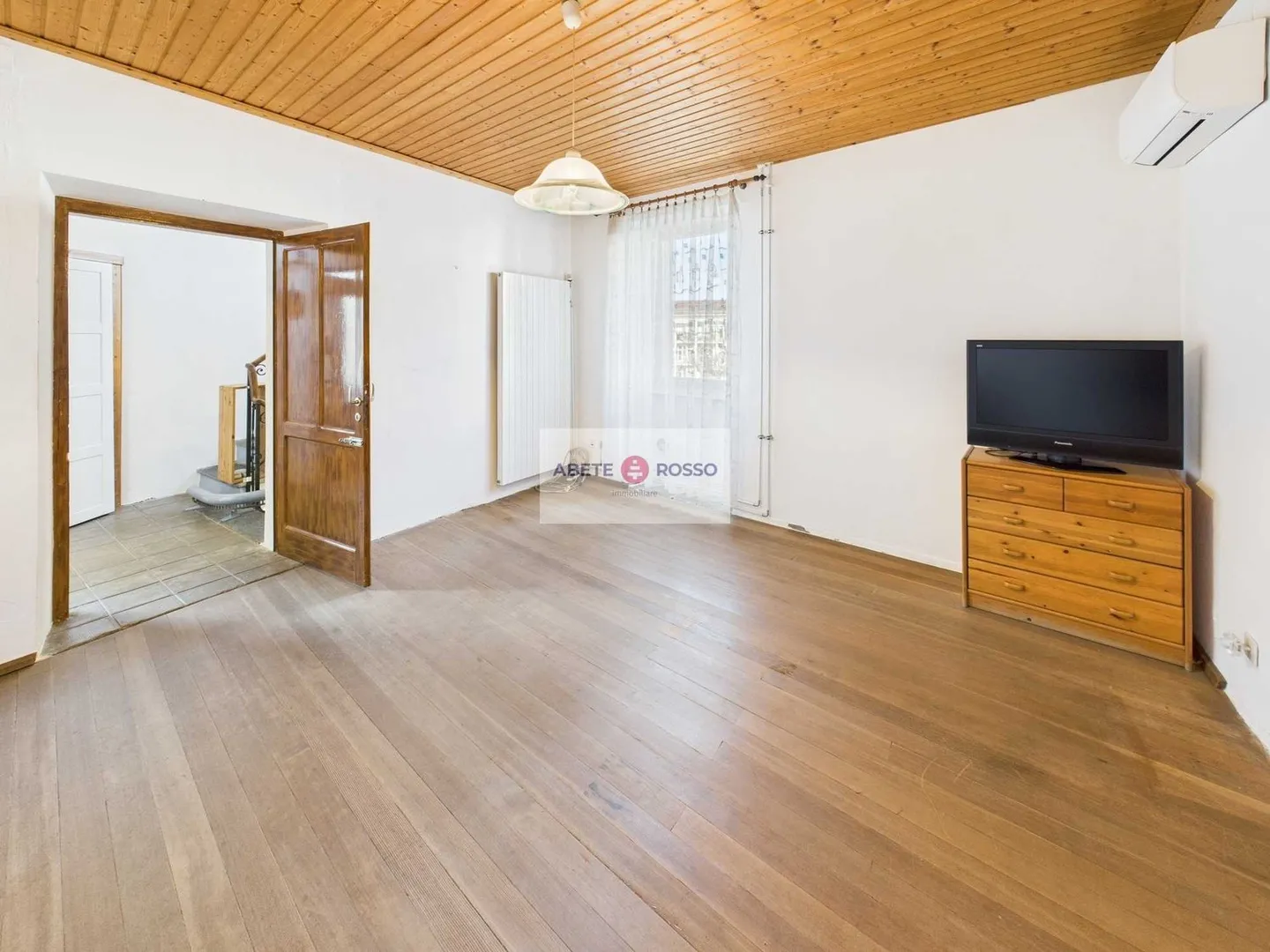 Casa con terreno edificabile e rustico - Foto 7 di 16