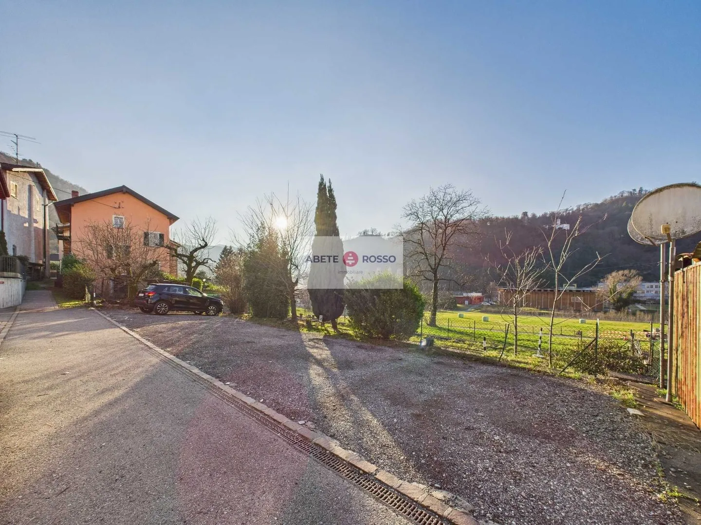 Casa con terreno edificabile e rustico - Foto 15 di 16