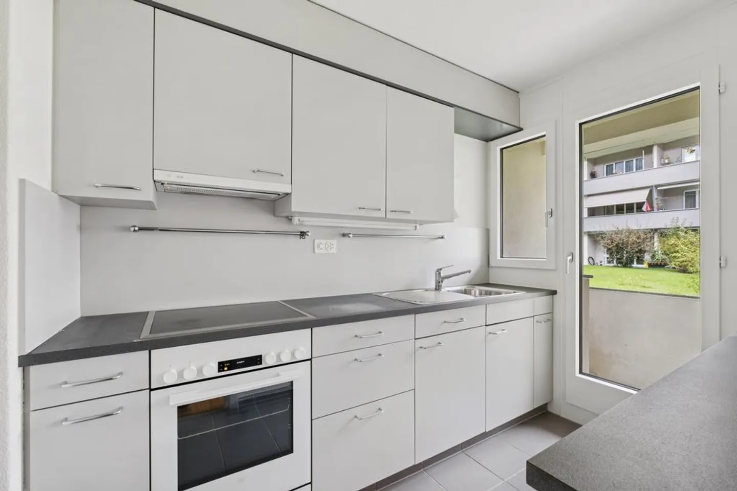 Appartement confortable de 2,5 pièces dans le quartier de Würzenbach - Photo 4 sur 10
