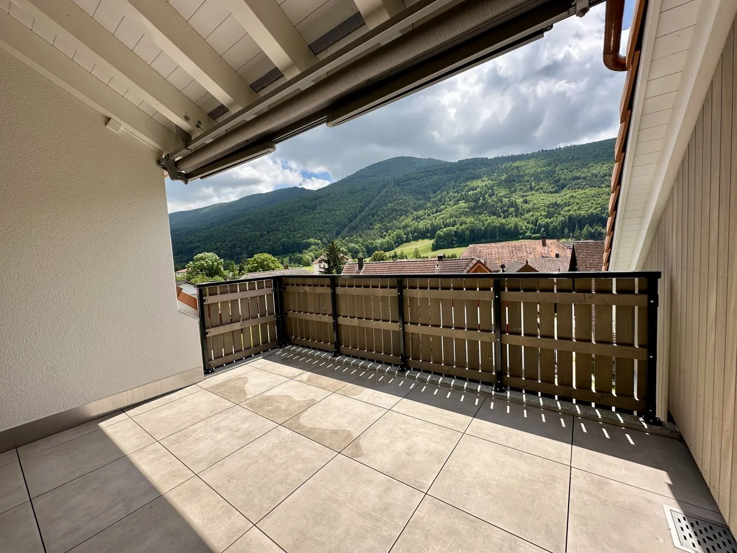 Nuovo attico di 4,5 stanze con vista sul verde A6 - Foto 12 di 12