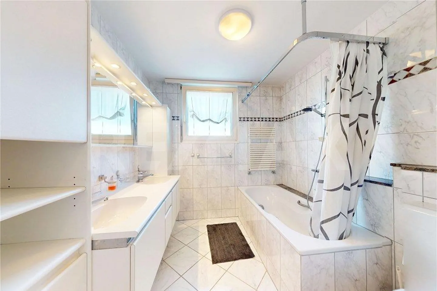 Magnifique appartement en attique avec vue panoramique sur le Säntis - Photo 11 sur 13
