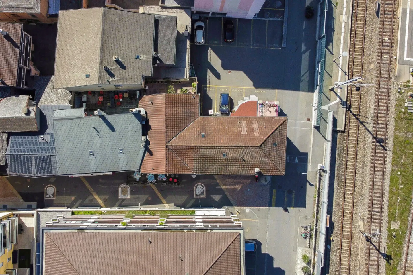 Liegenschaft mit hohem Potenzial - Zentrum von Saxon, gegenüber dem Ba - Foto 2 von 7