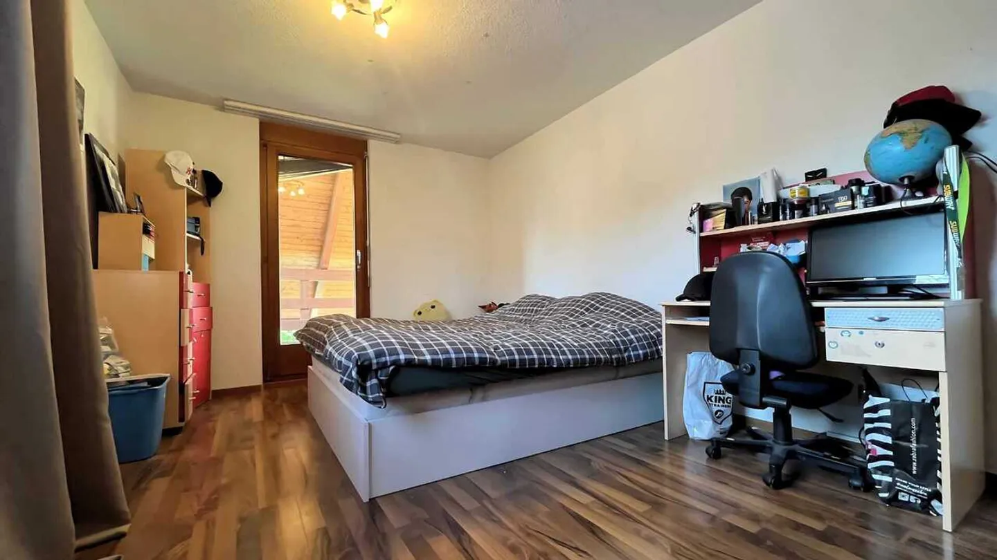 Corner House with Workshop Possibility in Gebenstorf, 6.5 Rooms - Photo 10 of 13