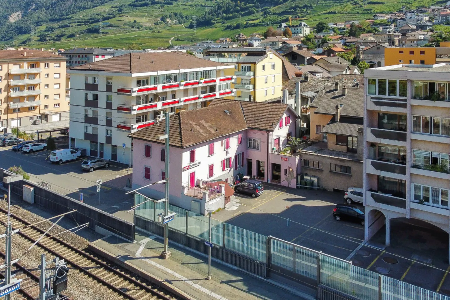 Liegenschaft mit hohem Potenzial - Zentrum von Saxon, gegenüber dem Ba - Foto 4 von 7