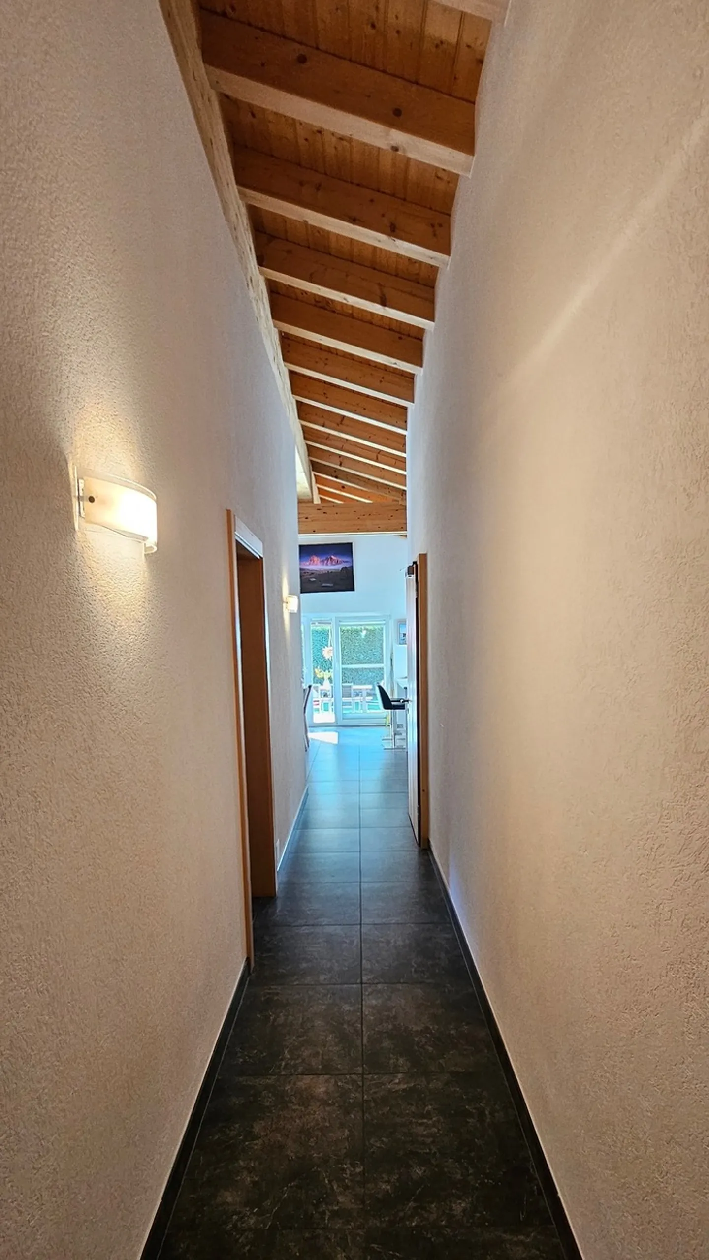 Wunderschöne individuelle Villa mit Pool - Foto 12 von 13