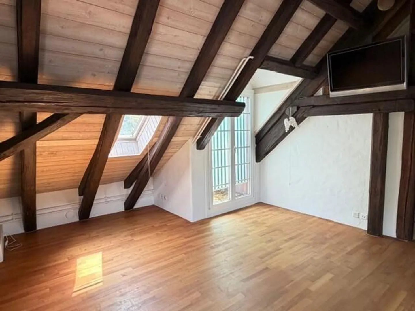 Appartement loft élégant avec galerie et charme rétro - Photo 5 sur 6