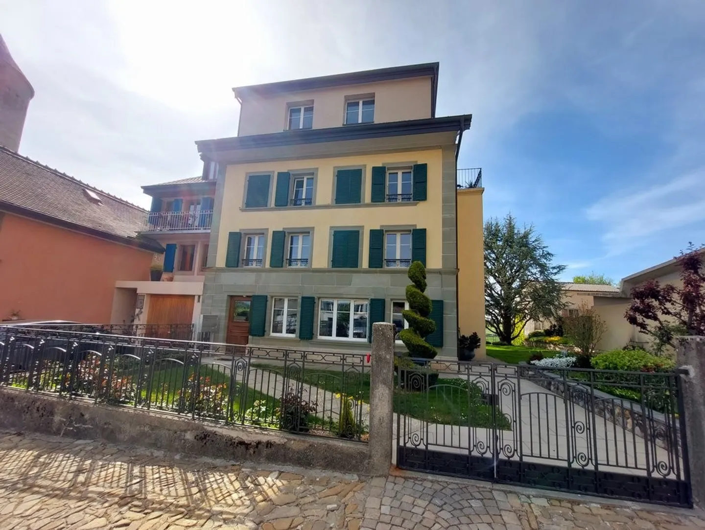 Appartamento di quattro stanze al 2° piano - Foto 1 di 12