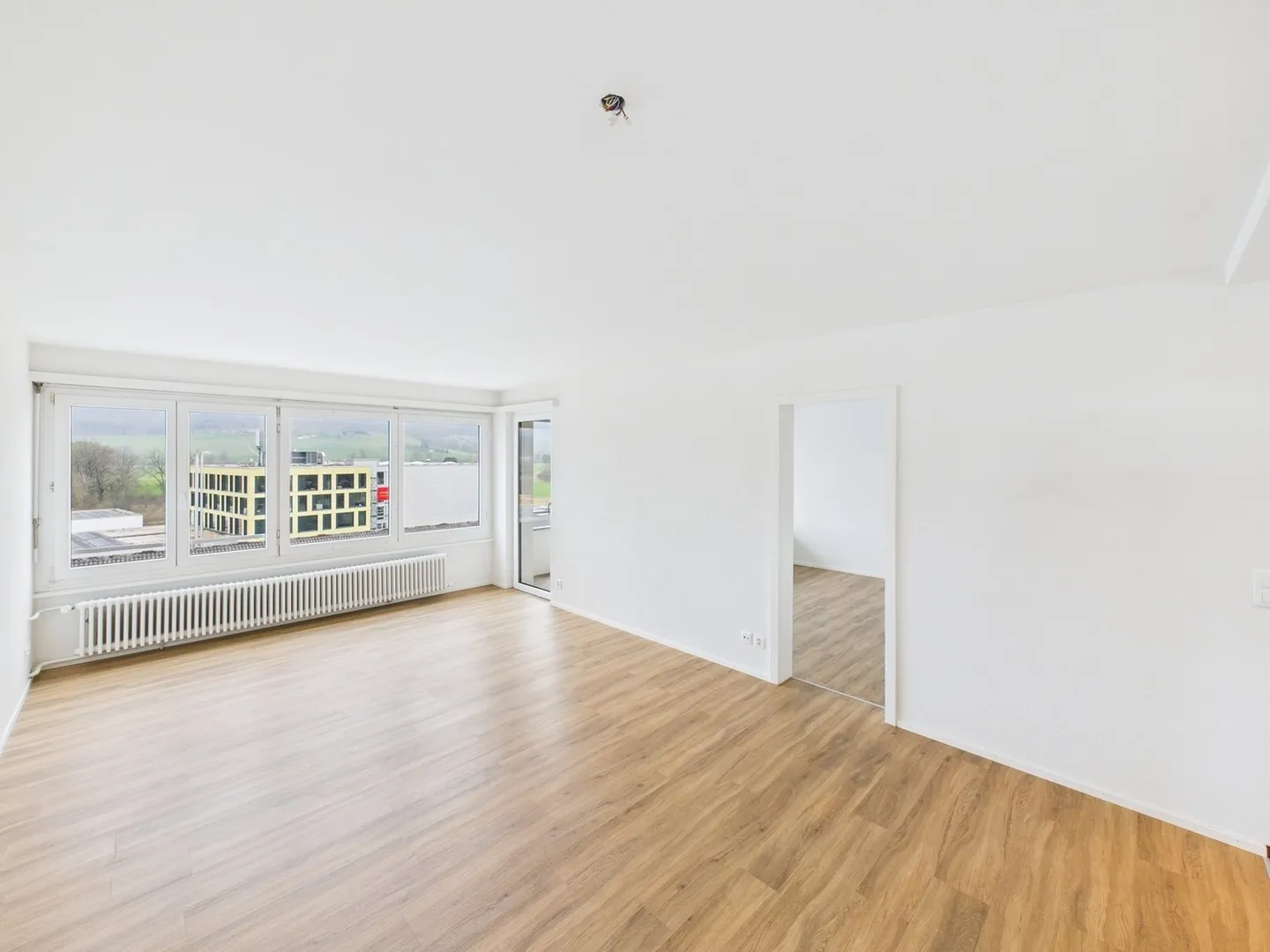 Helle Wohnung mit Weitsicht - Foto 1 von 7