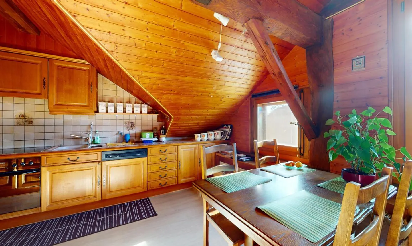 Apartment + independent office in Ursins! - Photo 1 of 13