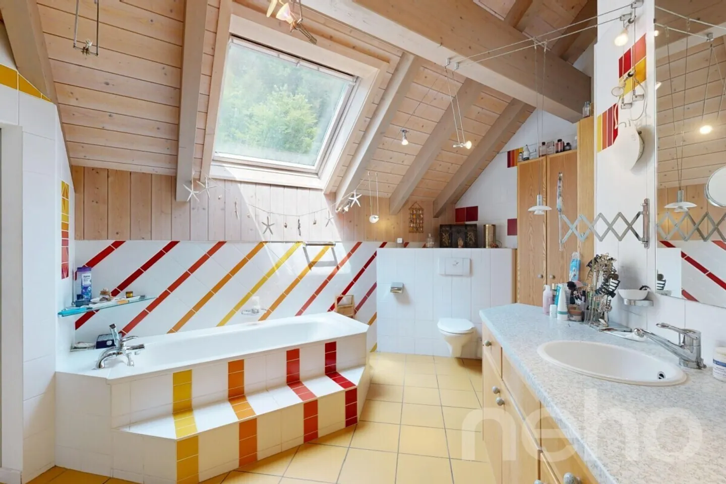 «Exklusives Mehrgenerationenhaus mit unverbaubarer Weitsicht» - Foto 10 von 13