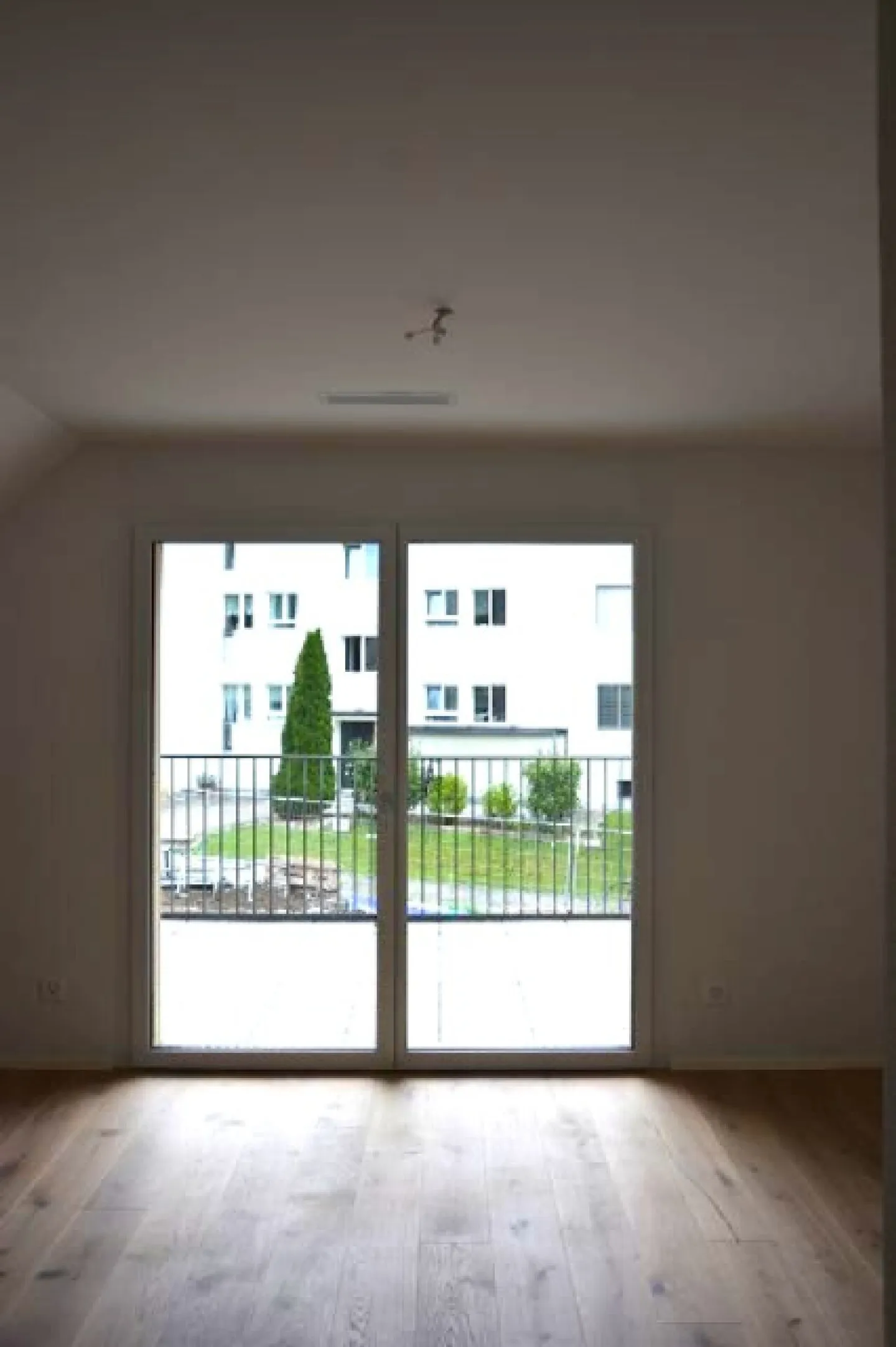 Belle appartement de 2,5 pièces au 2ème étage ! - Photo 5 sur 6