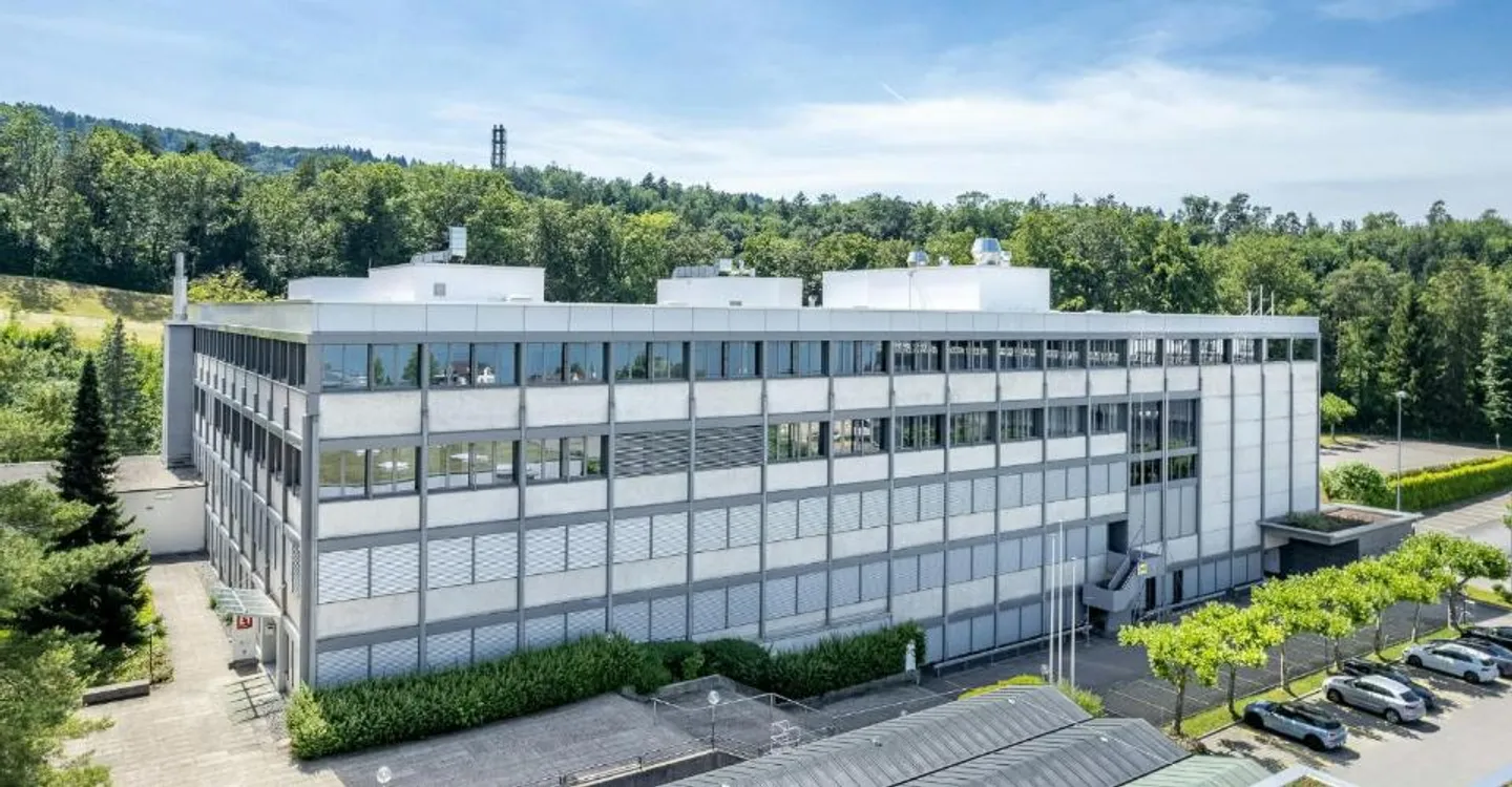 Laboratori di prima classe con standard BSL1 e BSL2 presso il campus di Horgen Labs - Foto 1 di 11