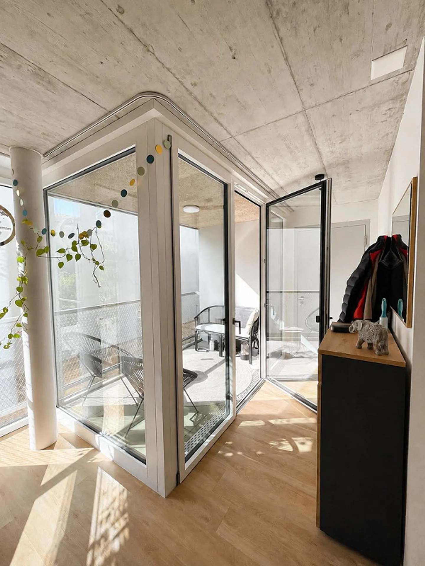 Accogliente appartamento di 2.5 locali con balcone a Basilea - Foto 4 di 9