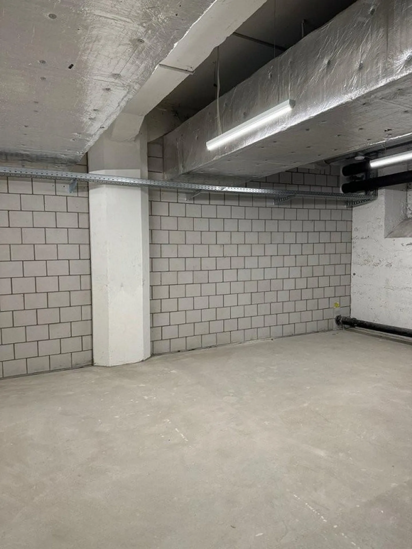 Magazzini 5 - 78 m2 in affitto - Foto 3 di 5