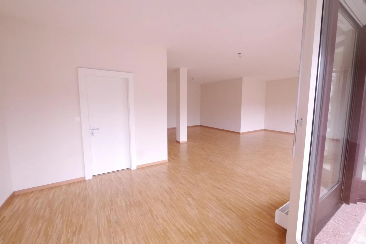 A NE PAS MANQUER !!!! MAGNIFIQUE 4 PIECES A FLORISSANT - Photo 5 sur 13