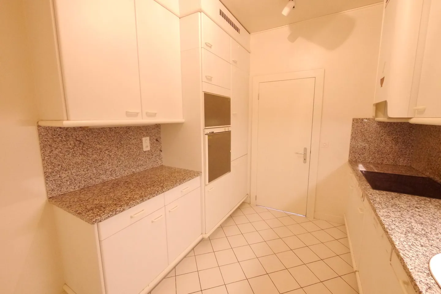 A NE PAS MANQUER !!!! MAGNIFIQUE 4 PIECES A FLORISSANT - Photo 8 sur 13