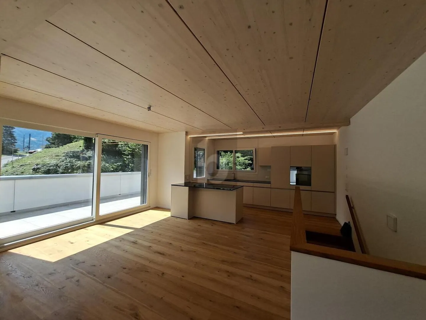 FUTURE-ORIENTED ENERGY-EFFICIENT DREAM HOUSE - Photo 5 of 6