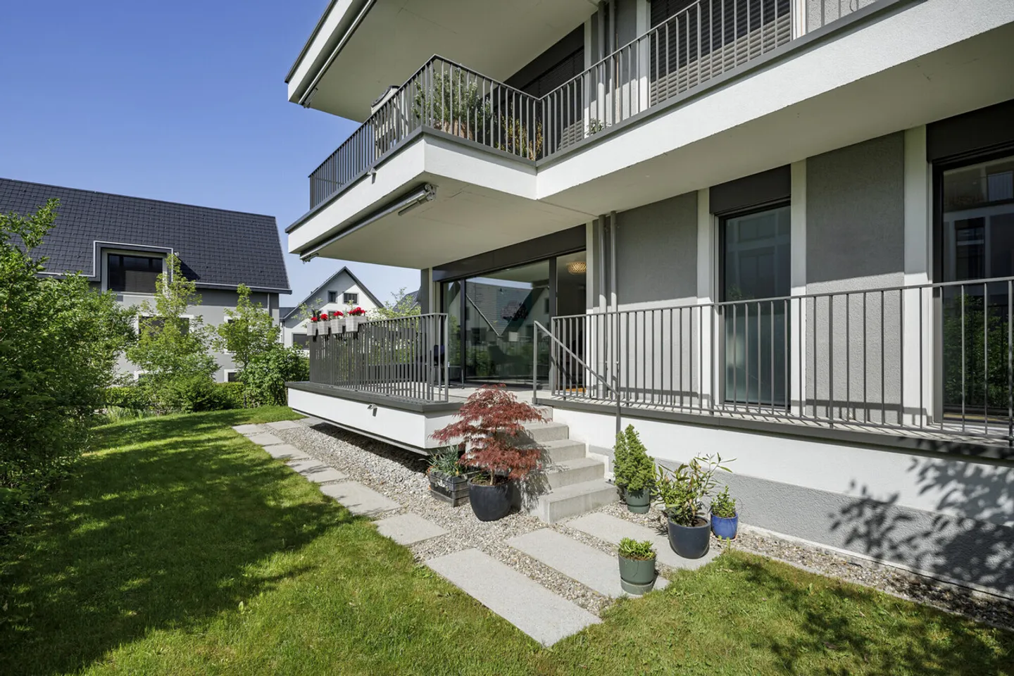 RESIDENCE FLORA - Photo 4 of 4