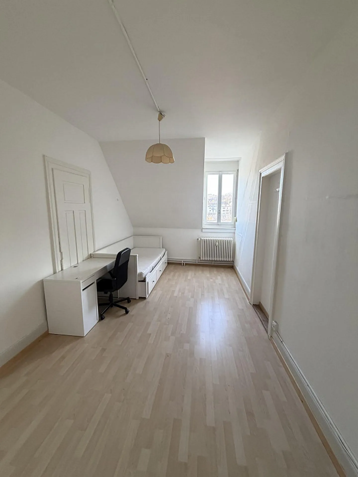 Votre nouvelle chambre au Escher-Wyss-Platz - Photo 2 sur 3