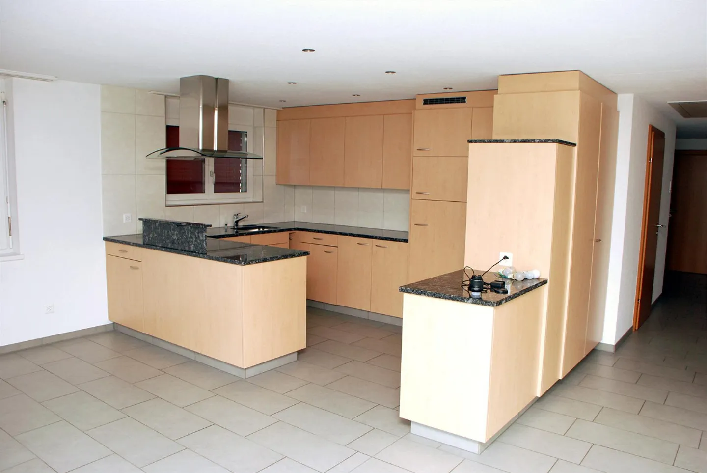 Appartement moderne et lumineux de 4,5 pièces - Photo 2 sur 18