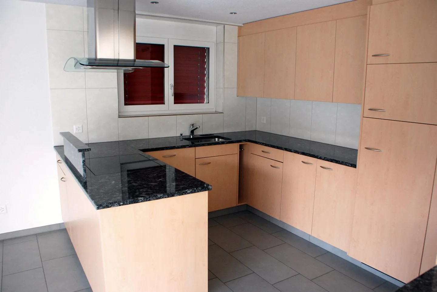 Appartement moderne et lumineux de 4,5 pièces - Photo 4 sur 18