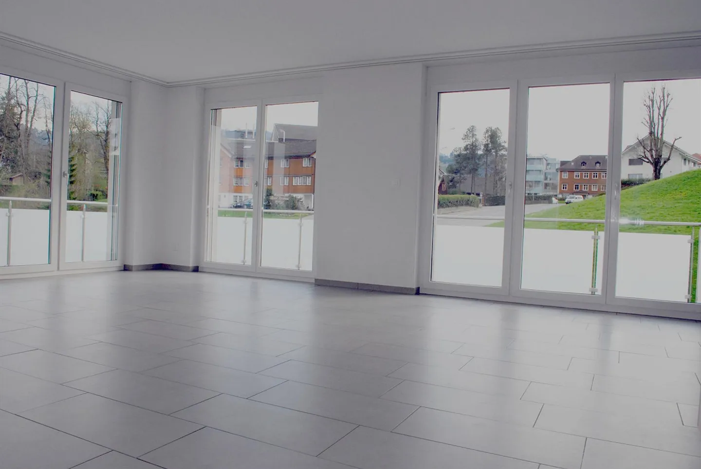 Appartement moderne et lumineux de 4,5 pièces - Photo 7 sur 18