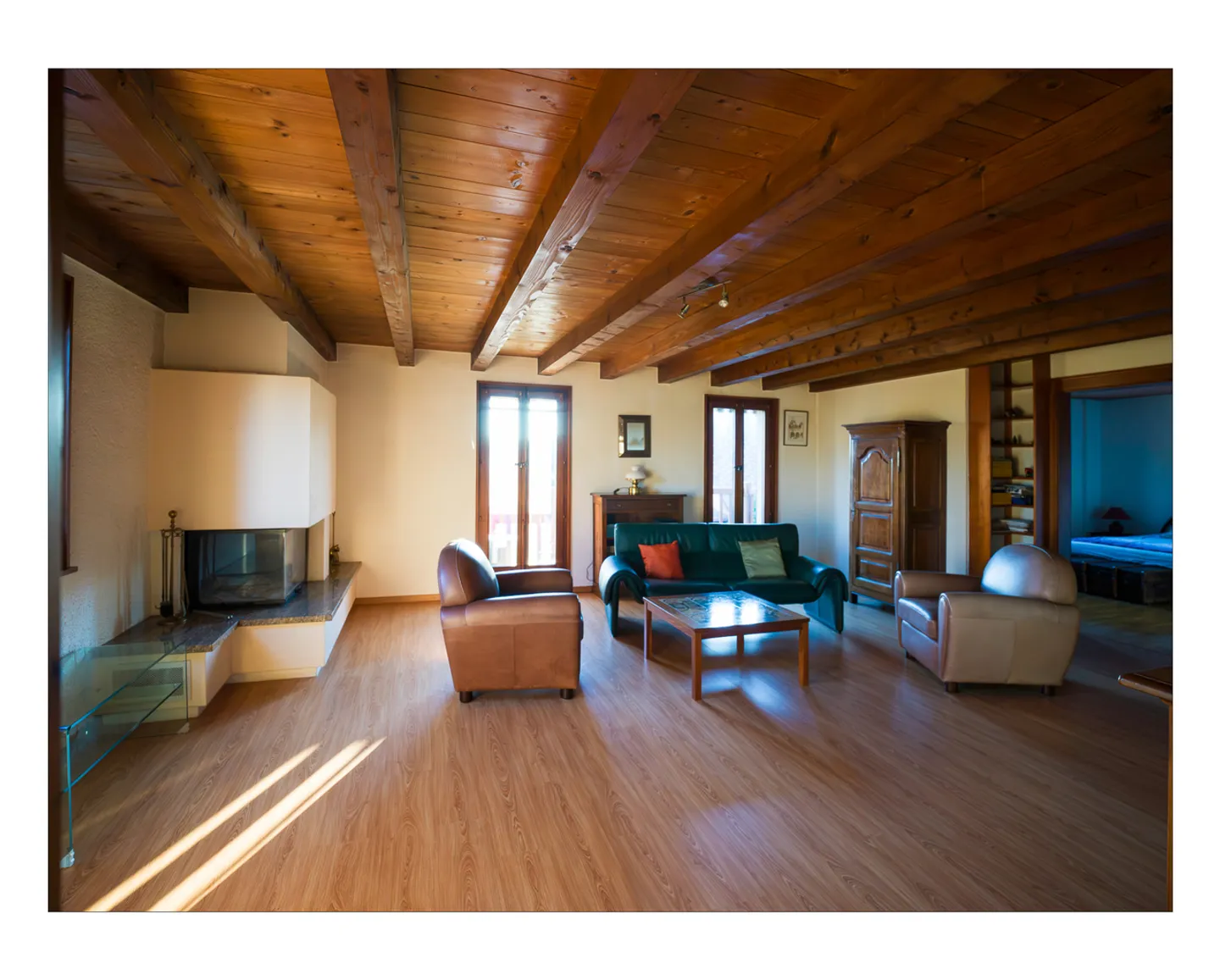 IN VENDITA molto bel appartamento di 3,5 locali con una superficie di circa 99 m2 - Foto 3 di 16