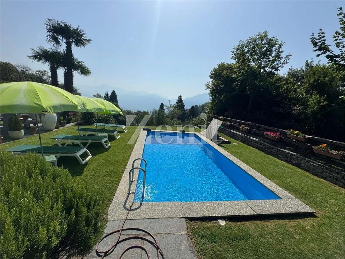Brione sopra Minusio cas indipendente con piscina e vista panoramica - Foto 7 di 12