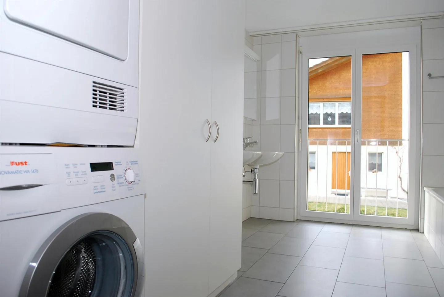 Appartement moderne et lumineux de 4,5 pièces - Photo 15 sur 18