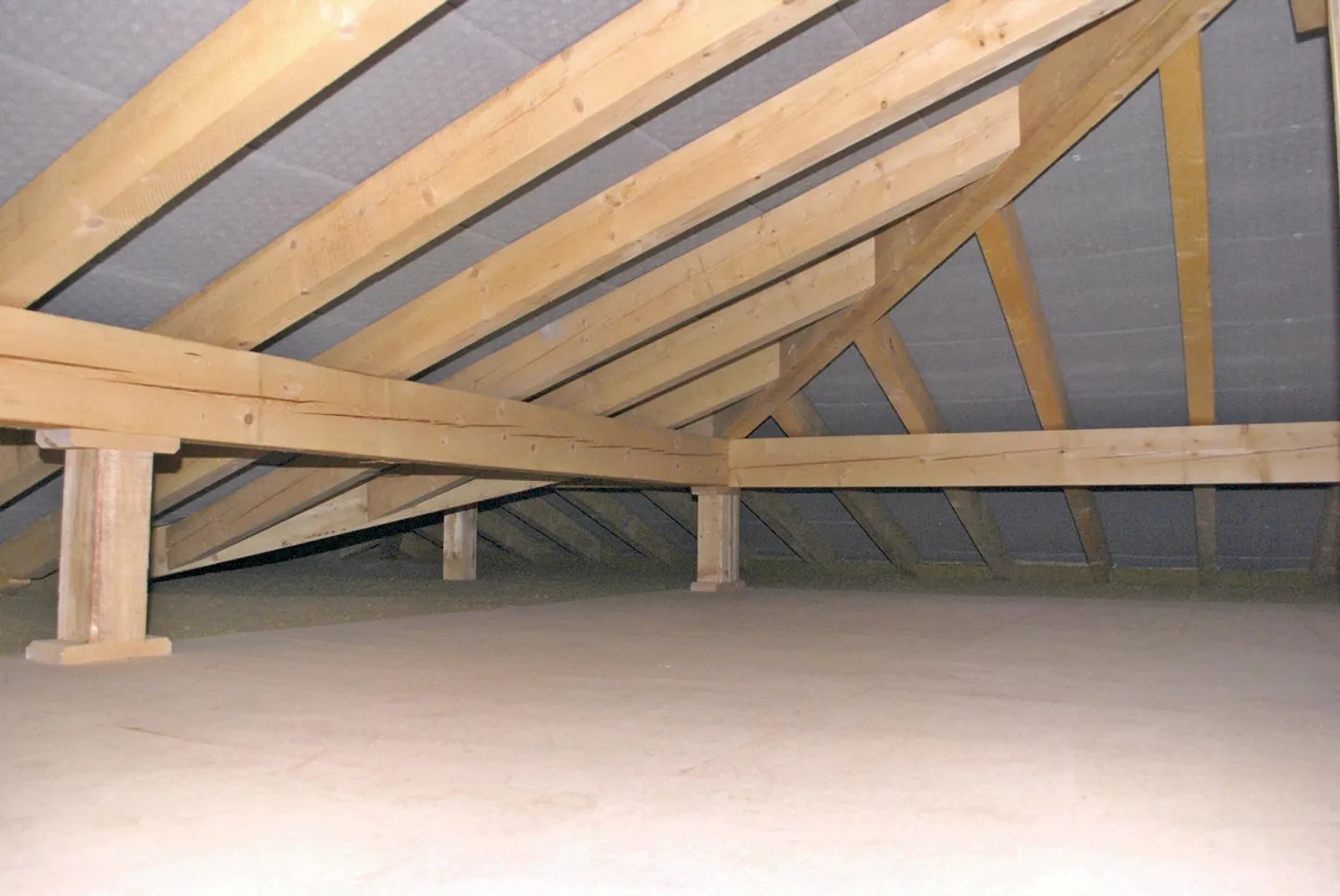 Appartement moderne et lumineux de 4,5 pièces - Photo 17 sur 18