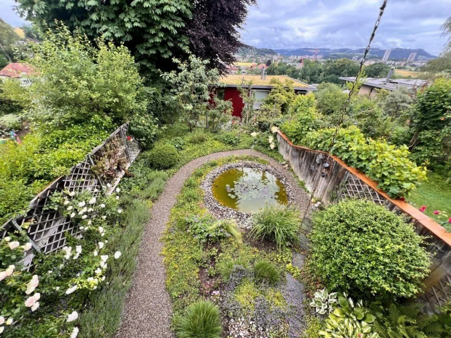 Maison de ville avec ambiance de jardin - Photo 1 sur 29