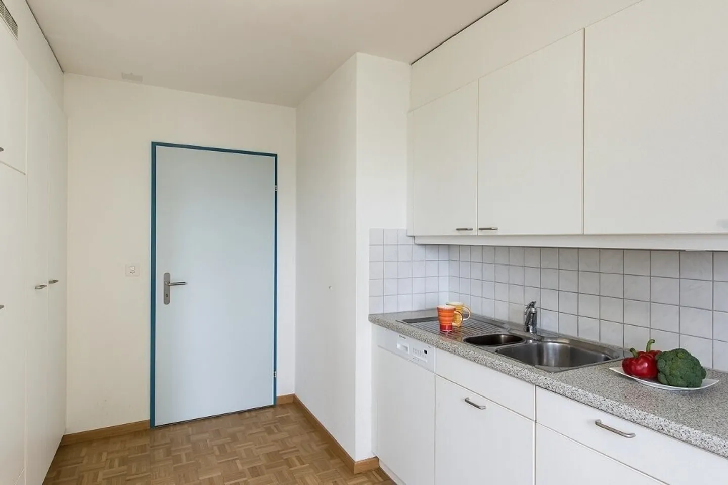 Appartamento affascinante e luminoso cerca un nuovo inquilino - Foto 2 di 7