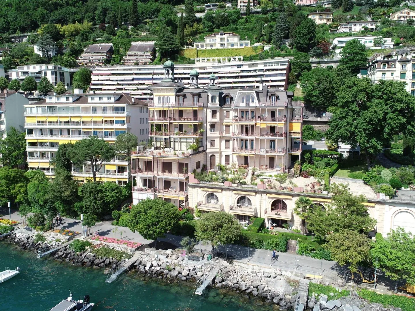 Magnifique appartement de 5,5 pièces, directement au bord de l'eau ! Résidence exclusive ! - Photo 7 sur 11