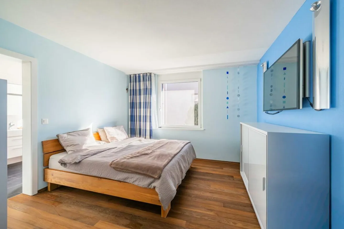 Condominium in Malans with a view of vineyards and mountains - Photo 4 of 6