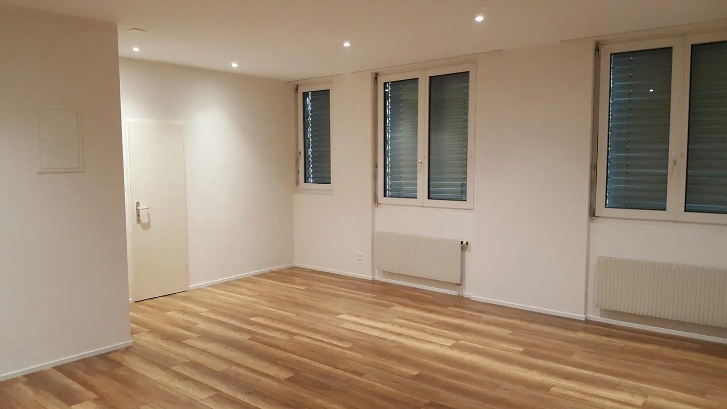 Appartement 1,5 pièces en emplacement central - Photo 3 sur 6