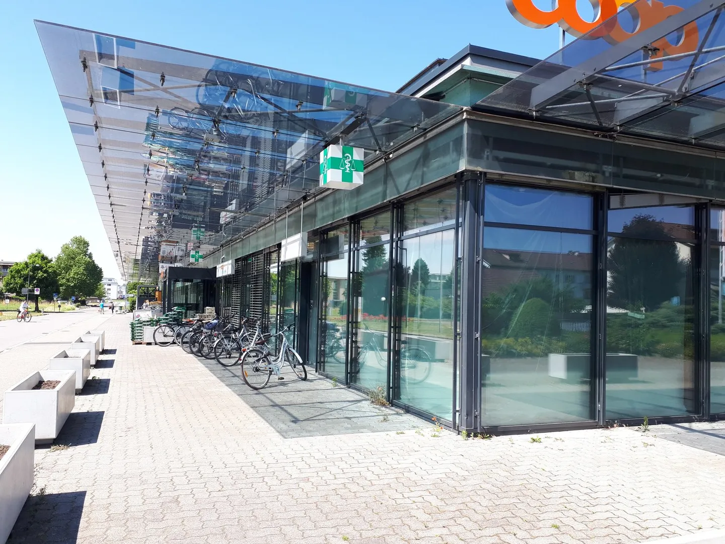 300m2 commercial/office space for rent! - Photo 5 of 6