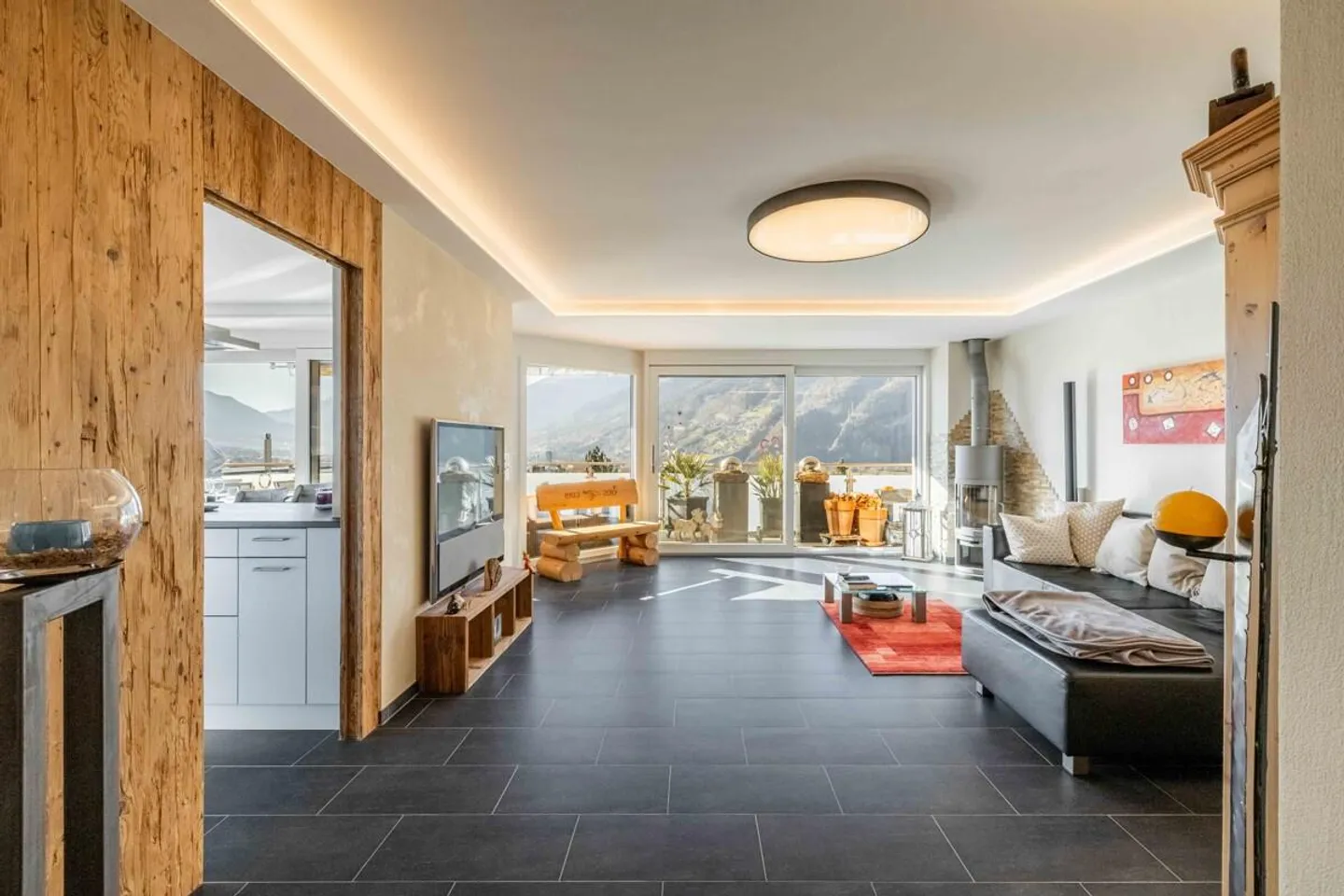 Condominium in Malans with a view of vineyards and mountains - Photo 2 of 6