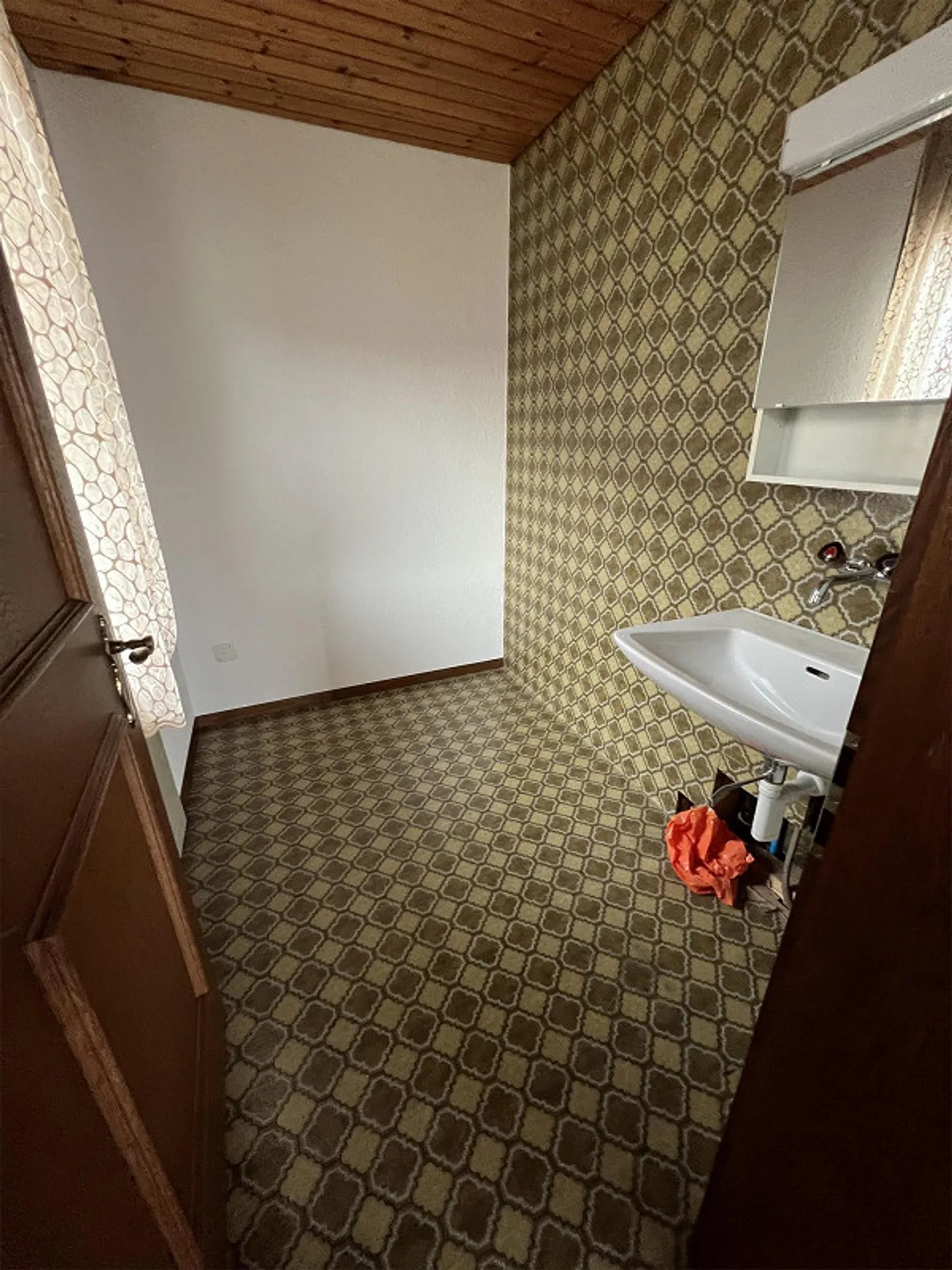 Geräumiges Familienhaus in zentraler Lage - Foto 7 von 13