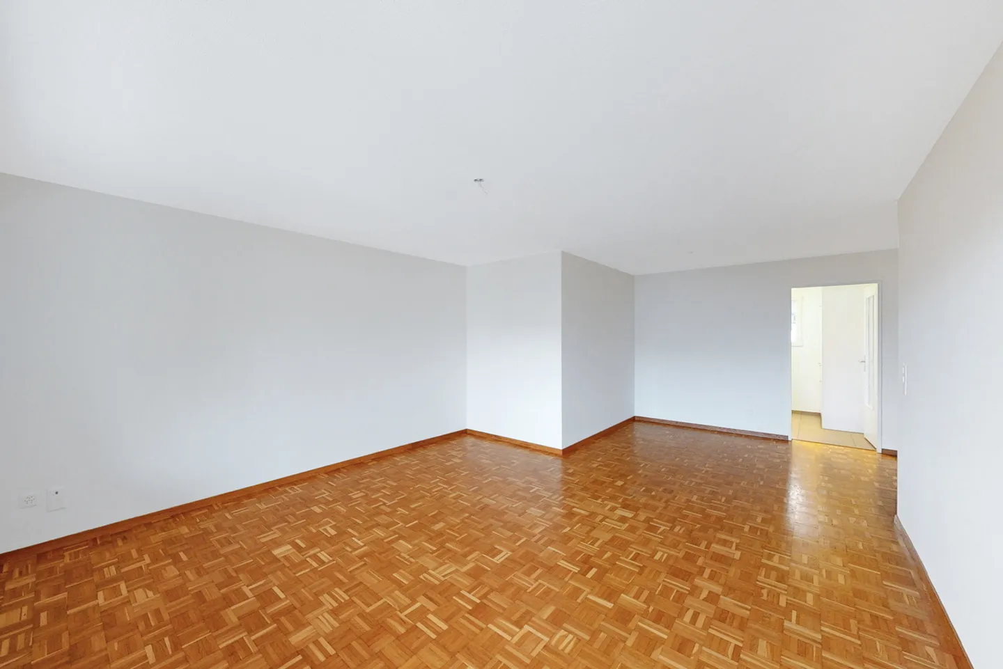 Geräumige Wohnung in Affoltern - Foto 3 von 10