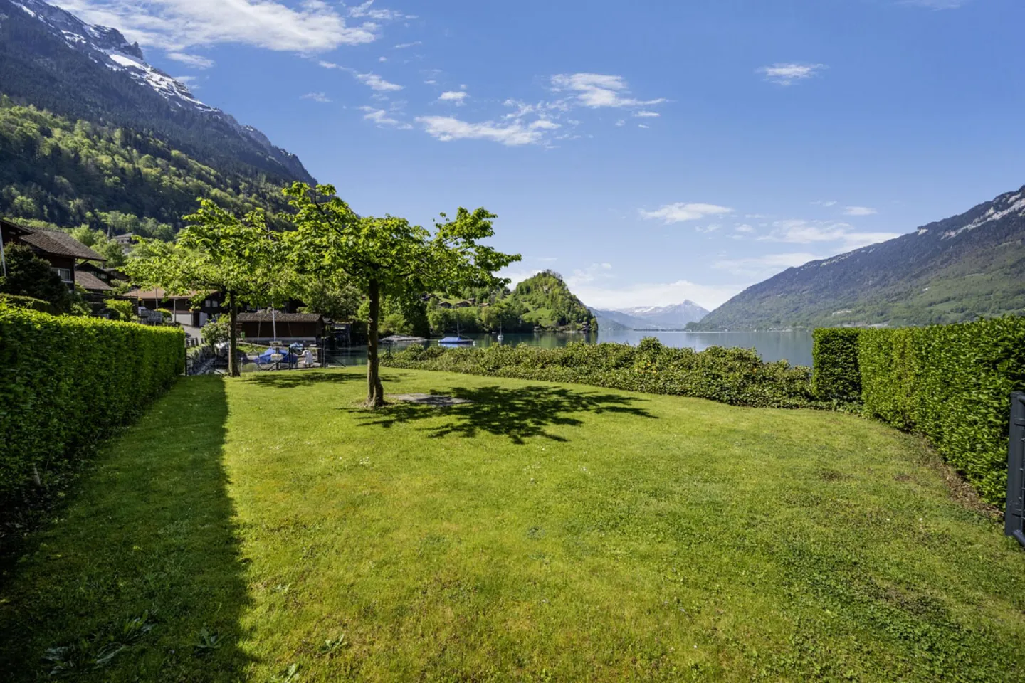 VIVERE IN RIVA AL LAGO Appartamento con giardino 4,5 stanze a Iseltwald - Foto 3 di 18