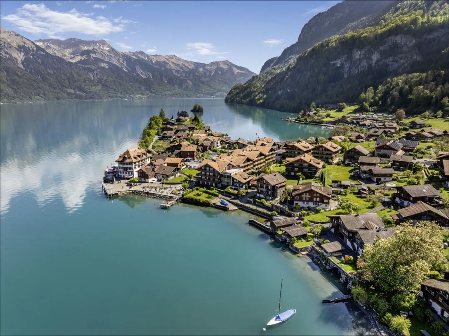 VIVERE IN RIVA AL LAGO Appartamento con giardino 4,5 stanze a Iseltwald - Foto 4 di 18