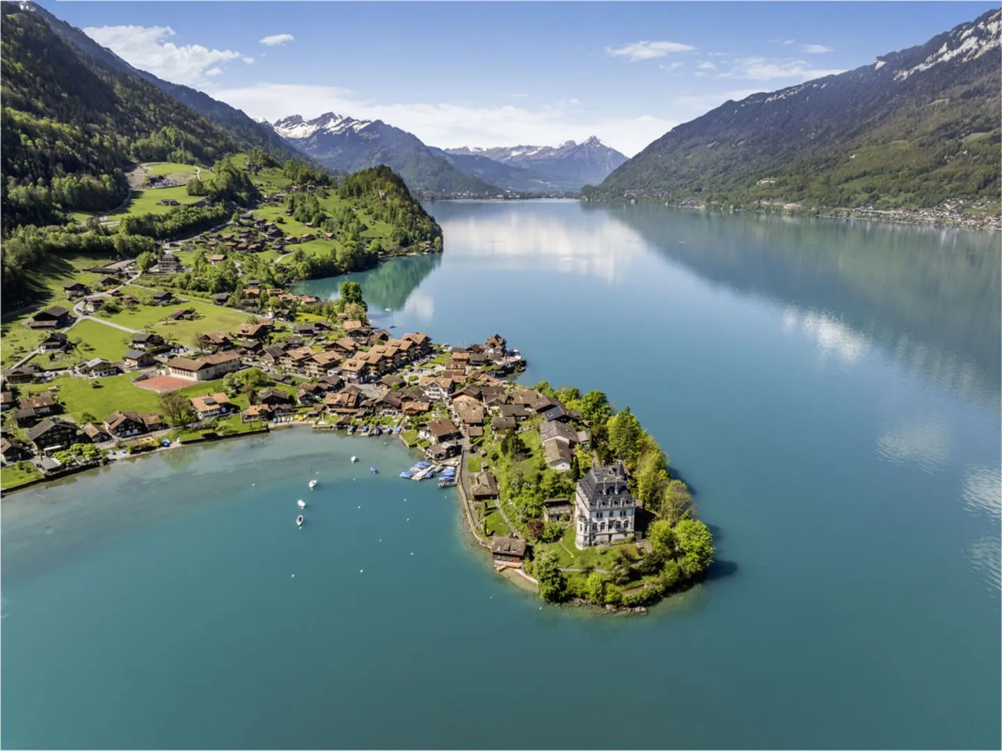 VIVERE IN RIVA AL LAGO Appartamento con giardino 4,5 stanze a Iseltwald - Foto 5 di 18