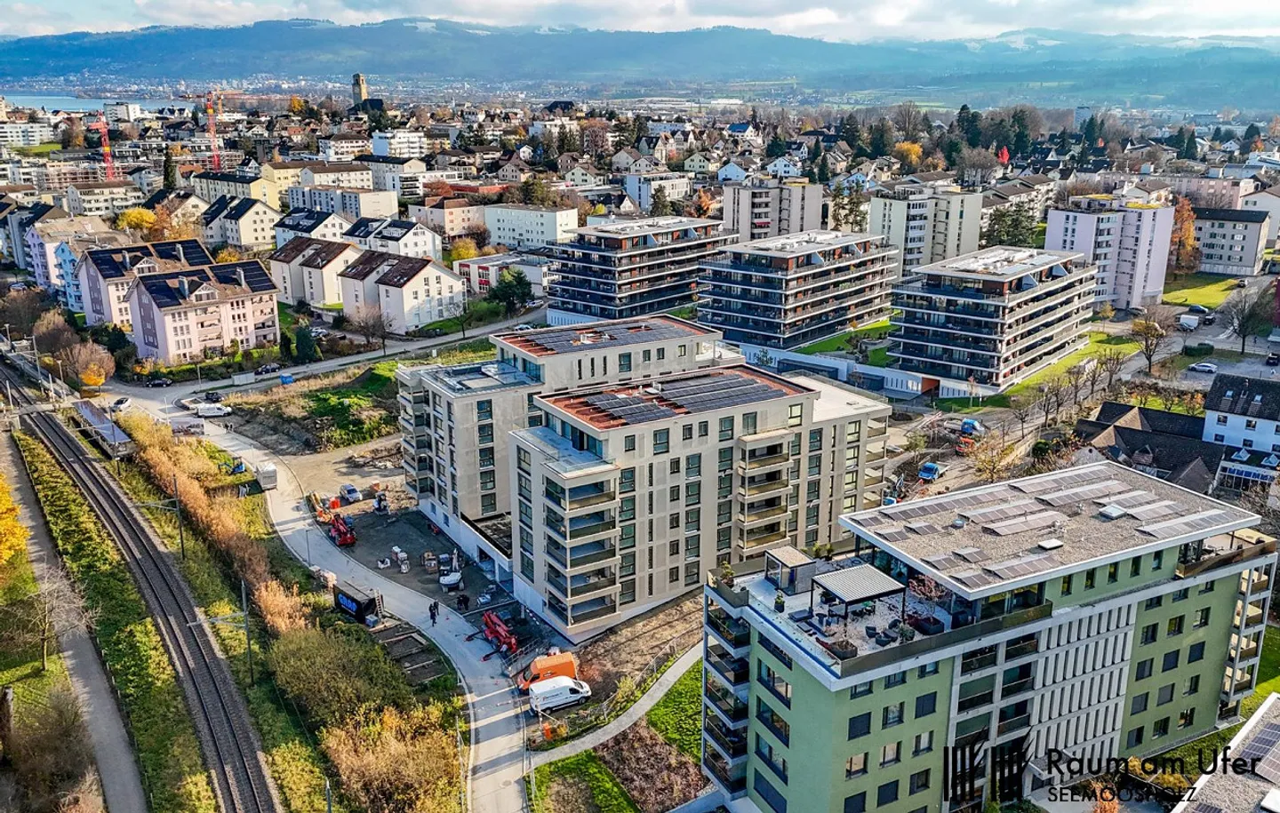 Espace pour vivre et grandir – Votre appartement familial dans la verdure - Photo 3 sur 12