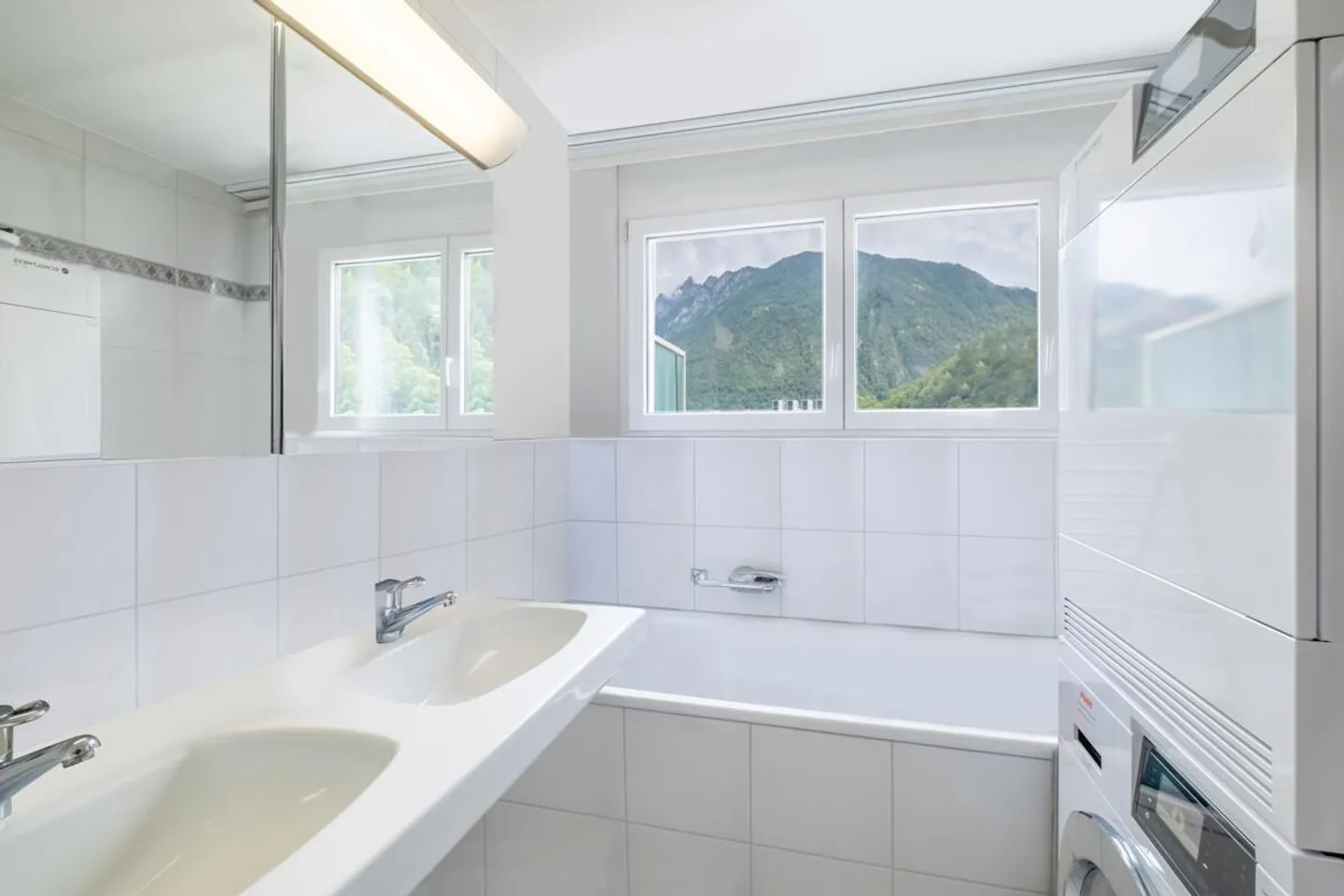 Chur: Appartamento attico con grande terrazza e vista sulla città e sulle montagne - Foto 5 di 6