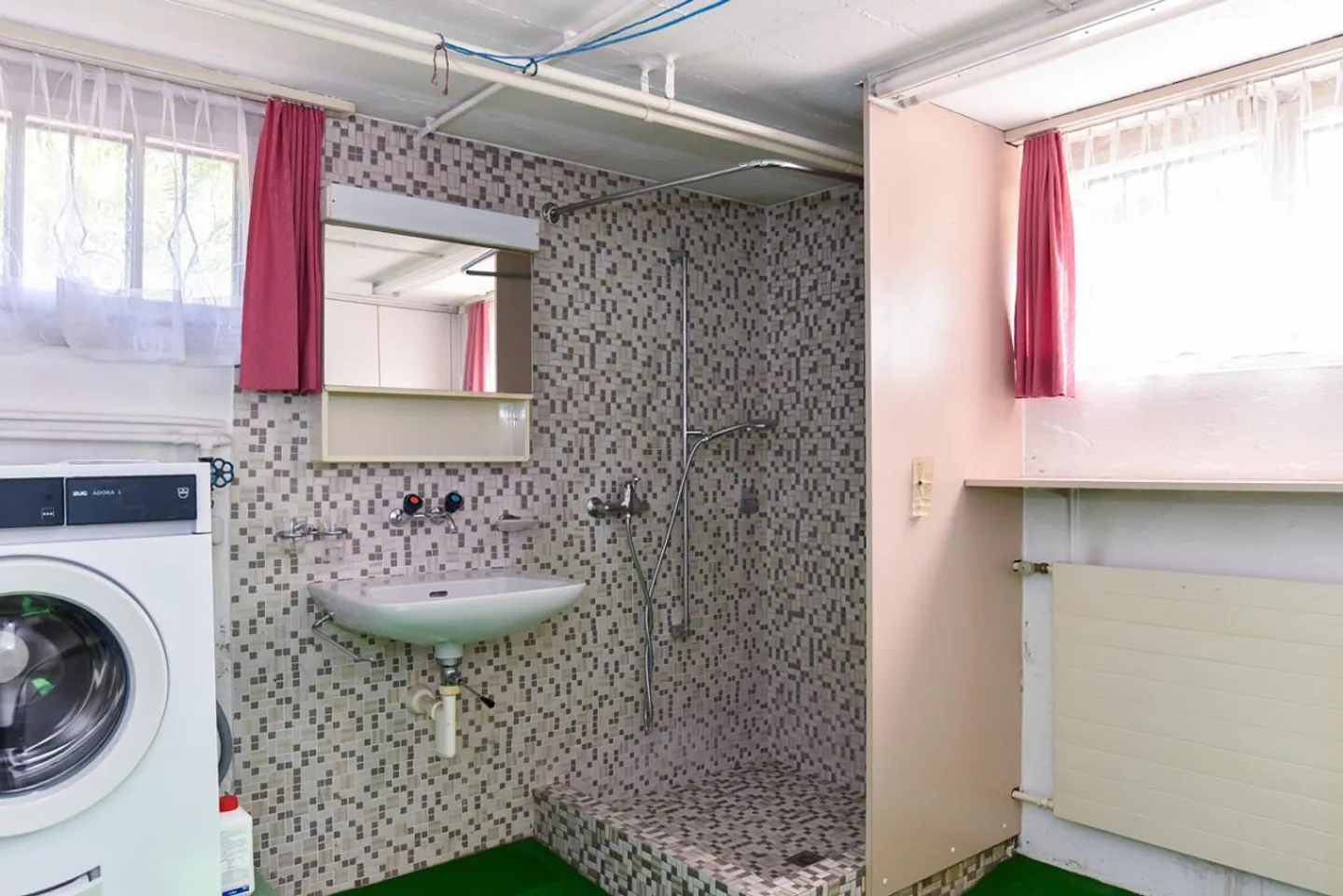 Maison individuelle avec potentiel dans un emplacement calme - Photo 13 sur 13