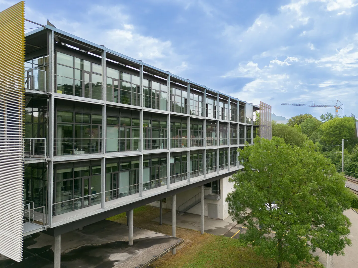 Espace de bureau moderne sur 4 étages - Photo 4 sur 8