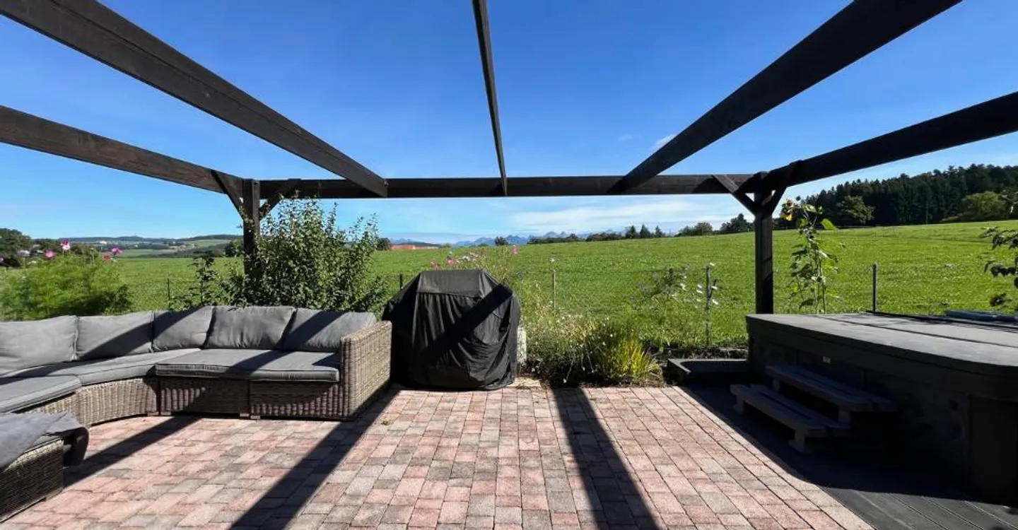 6.5-room villa, large garden, swimming pool,... - Photo 11 of 12