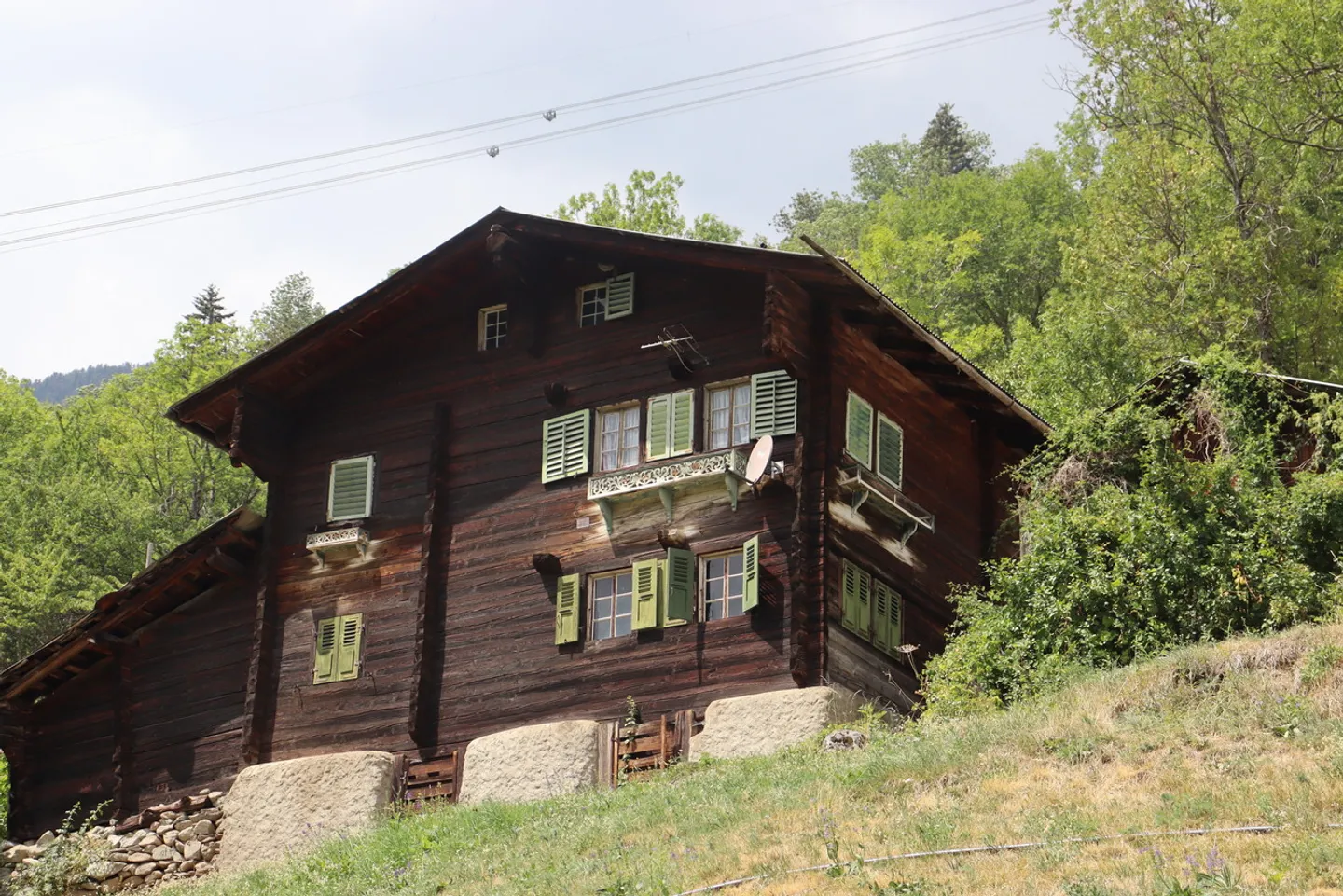 Abgeschiedenes Walliser Duplex - Foto 1 von 5