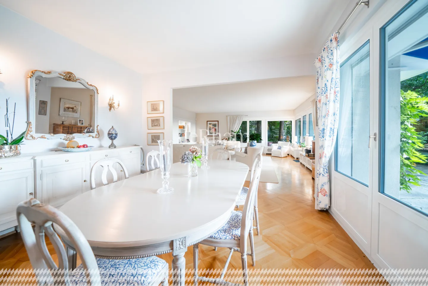 10-room House - Photo 4 of 13